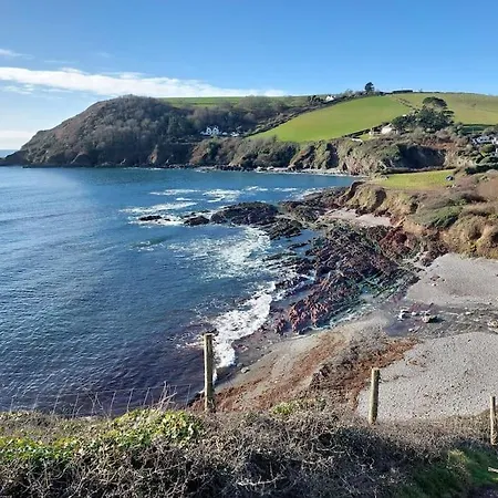 Tregarthen - Tranquil Totally Self-contained Near With Ev Point Looe